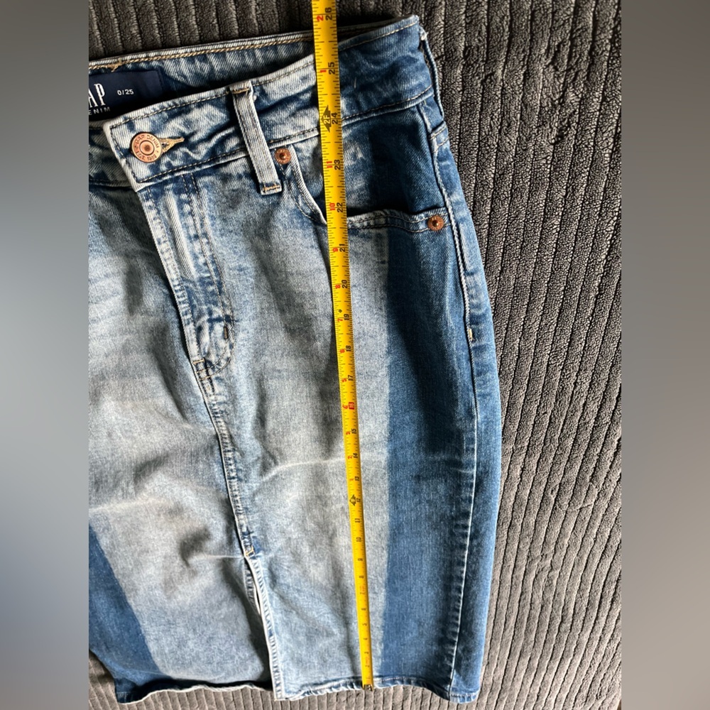 GAP Denim Skirt with - Front Slit - Size 0/25 - Picture 8 of 8
